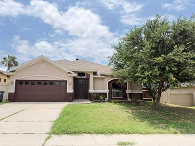 121 Michoacan Loop, Laredo, TX, 78045