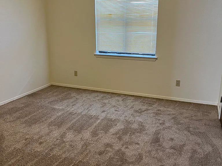 1614 N Cedar Loop — Photo 6