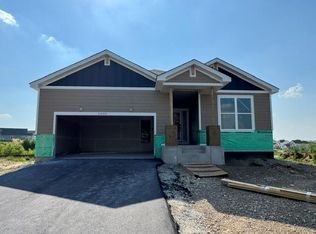 20031 Gaines Ct, Lakeville, MN 55044