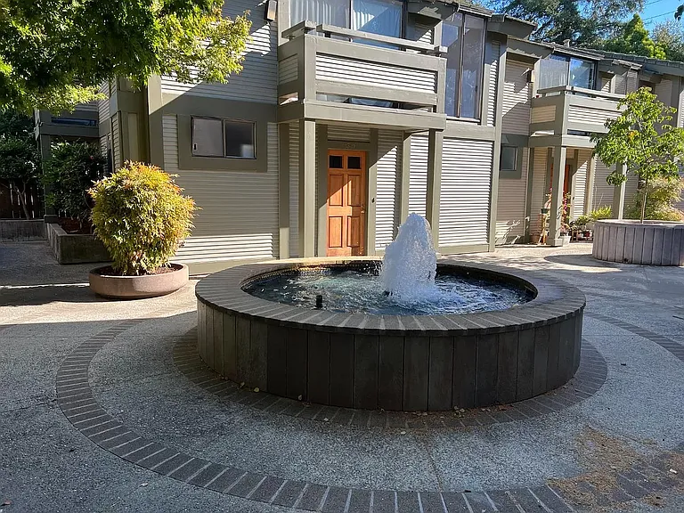 1337 Alma St — Photo 11