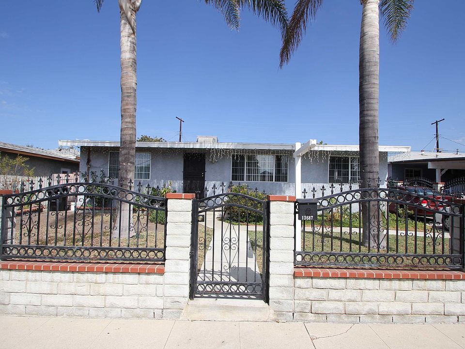 1st image of 13687 Kagel Canyon St