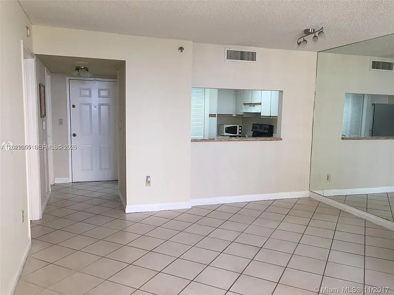 540 Brickell Key Dr #1122 — Photo 10