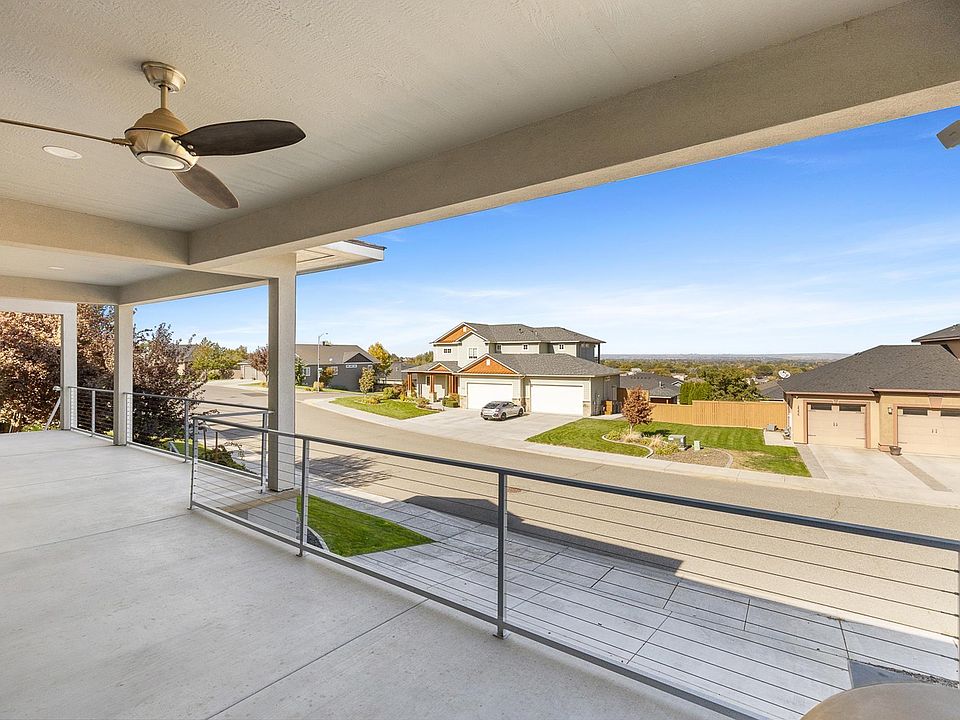 2317 W 50th Ave, Kennewick, WA 99337 | MLS #290663 | Zillow