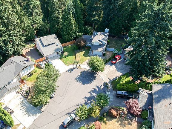 3rd image of 3225 25th Avenue Ct SE