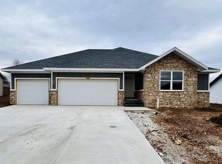 4369 W Riley St, Springfield, MO 65802