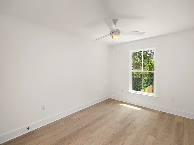 608 Fir Ave — Photo 17