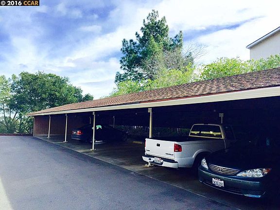4th image of 1965 Ascot Dr APT 9