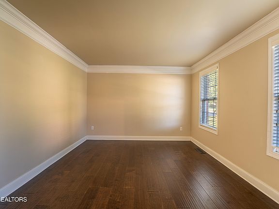 3rd image of 3318 Spindletop Ct