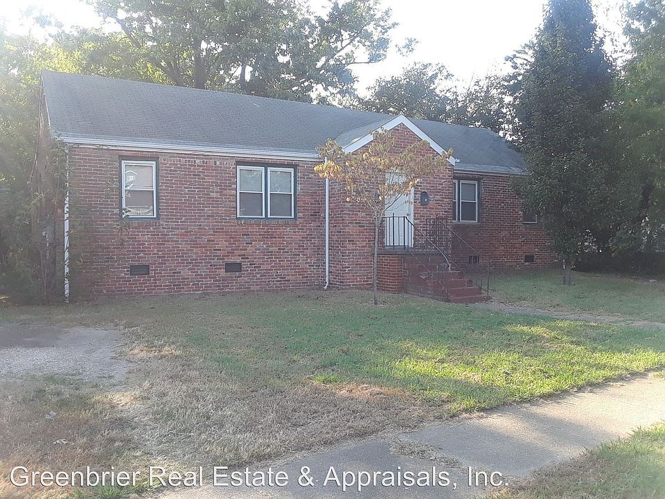 1st image of 905 Waltham St #B