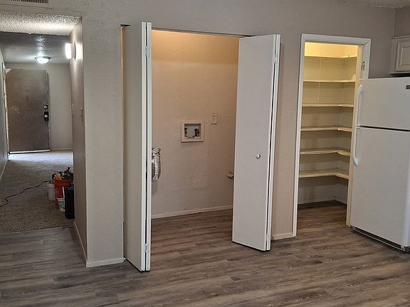 3rd image of 501 Wisconsin St NE APT 2A