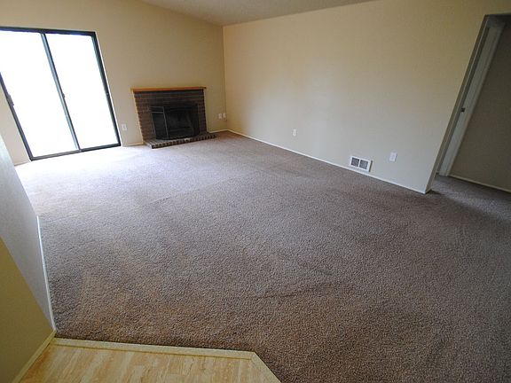 3rd image of 7406 7th Dr W