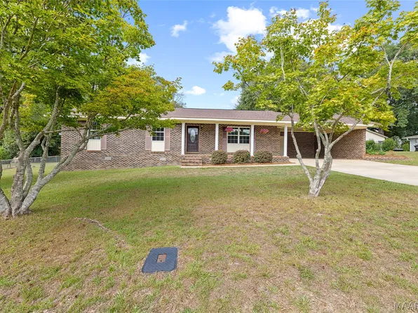 104 Crestview Dr, Clanton, AL 35045
