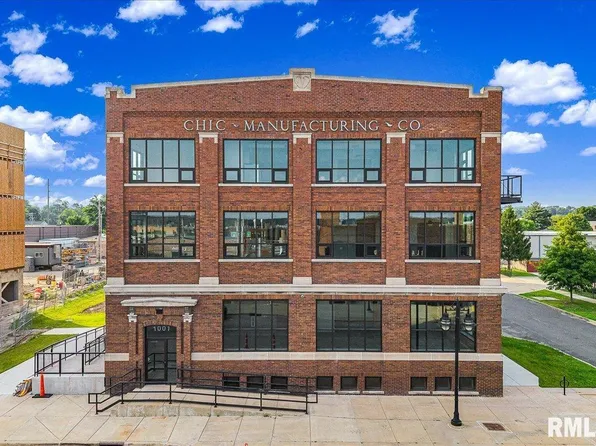 1001 SW Adams St #202, Peoria, IL 61602