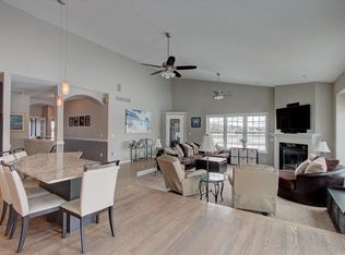 W280N8011 Black Diamond Ct, Hartland, WI 53029
