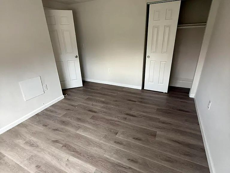 1767 Vancouver Dr — Photo 8
