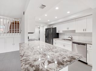 259 Old Meadow Way, Palm Beach Gardens, FL 33418