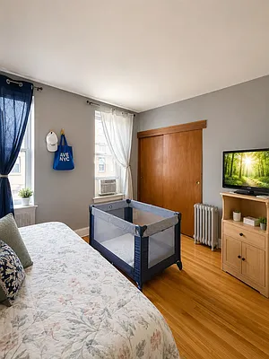 Bedroom, photo 2