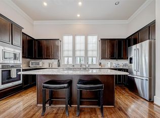2524 Sherwin St, Houston, TX 77007