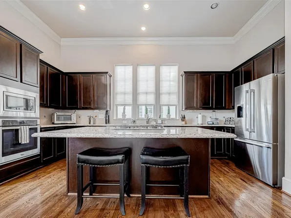 2524 Sherwin St, Houston, TX 77007