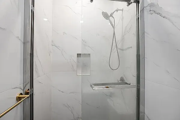 Rented by Vector New York, LLC | media 10