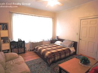 125 Peterborough St APT 2, Boston, MA 02215