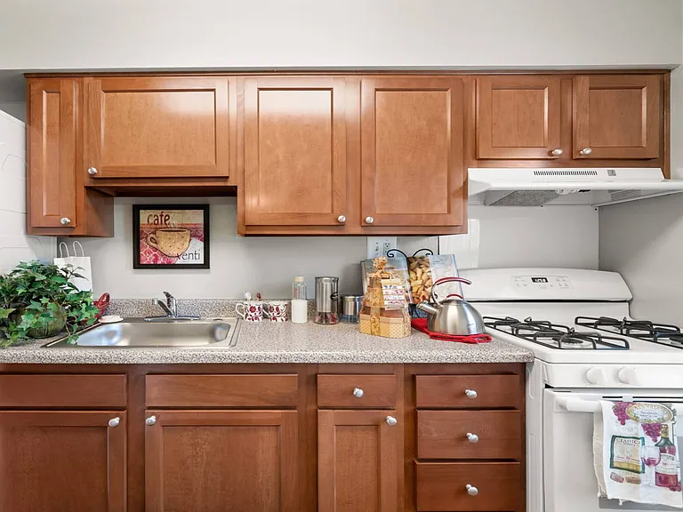 39-web-or-mls-commons-at-whitemarsh-model-2-10-1