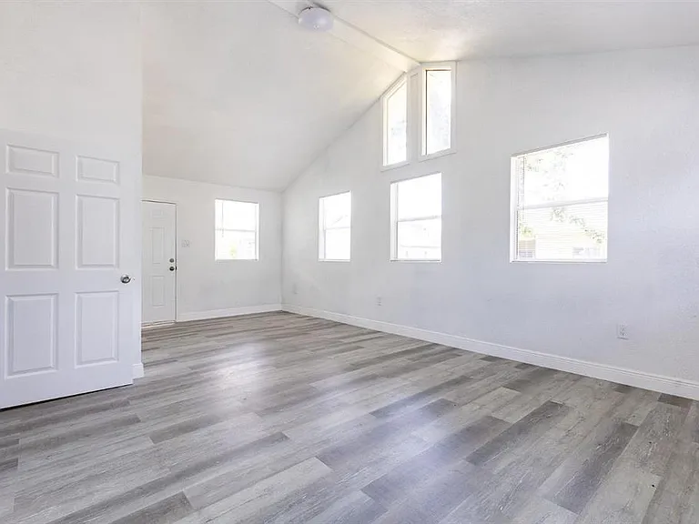 6906 N Lynn Ave — Photo 8