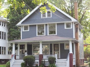 1272 Granger Ave, Lakewood, OH 44107