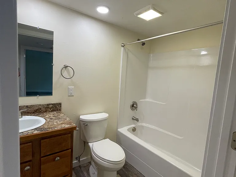 5104 N Montana Ave — Photo 20