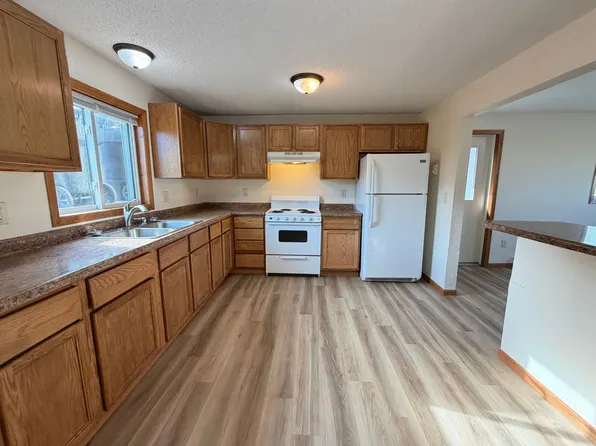 2406 Hill Ave, Superior, WI