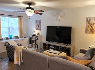 9771 SW 52nd Rd, Gainesville, FL 32608