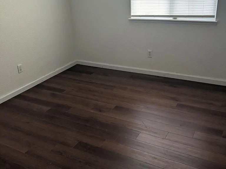 127 Huber Ct — Photo 6