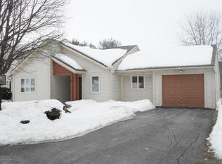 607 Berkshire Ln, Saylorsburg, PA 18353