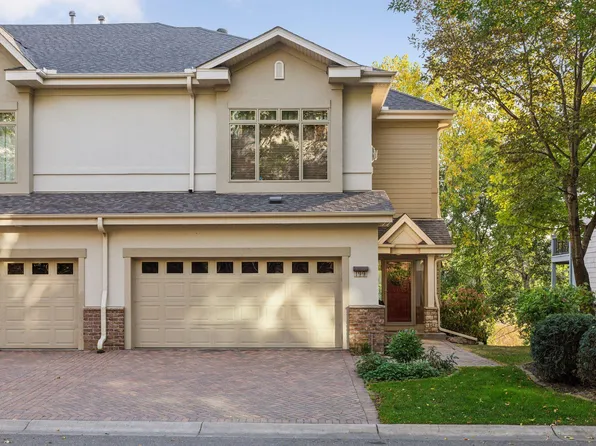 199 Willoughby Way E, Minnetonka, MN 55305