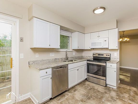 3rd image of 6591 Hansbrinker Dr