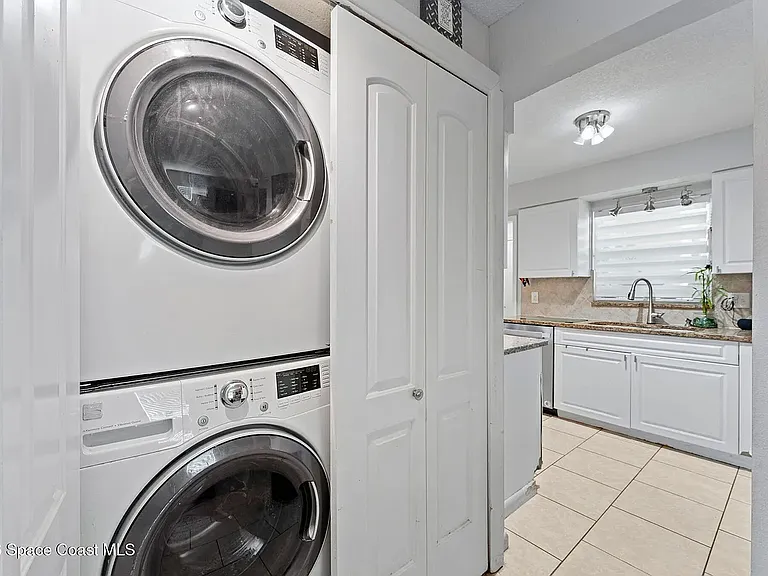 1700 S Merrimac Dr — Photo 6