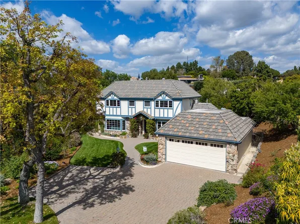 1300 Dana Pl, Fullerton, CA 92831