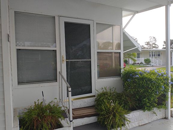2nd image of 34 Hanover Ct
