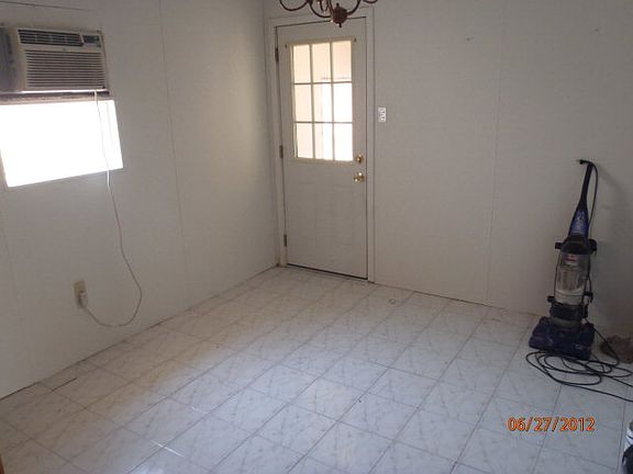 5th image of 602 E 56th St