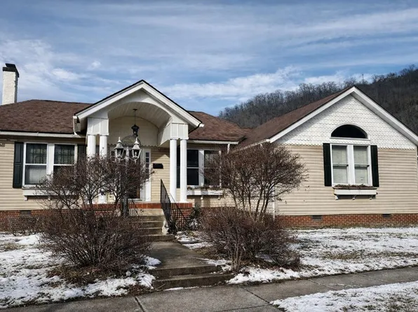 107 5th St, Pikeville, KY 41501