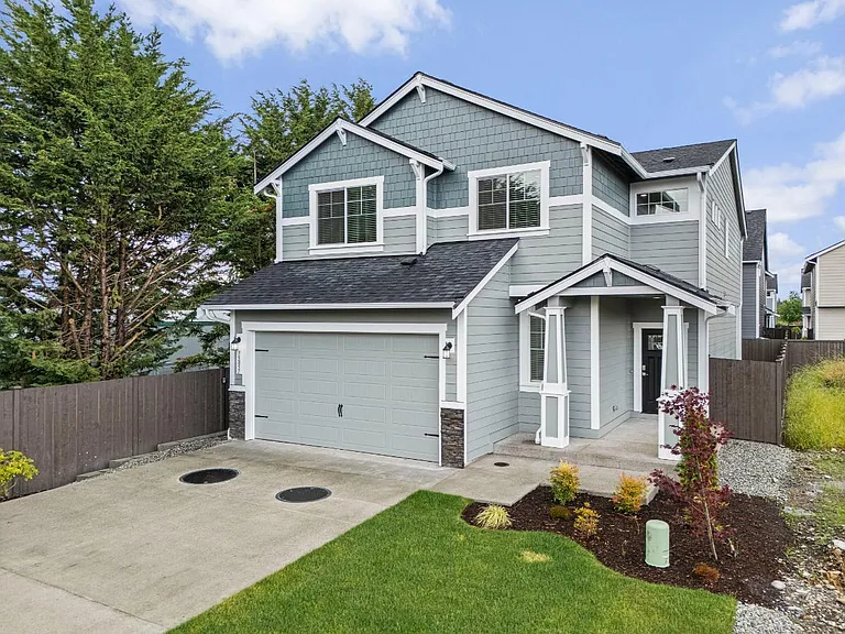 15851 Woodland Ct SE — Photo 42