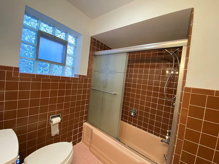 6078 N Troy St — Photo 17