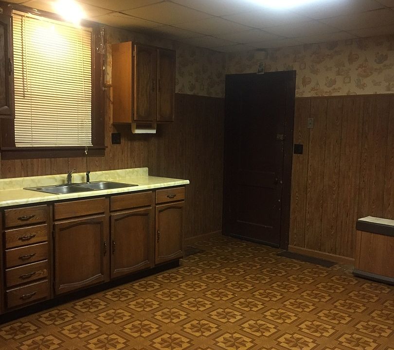 1st image of 4954 S Laramie Ave