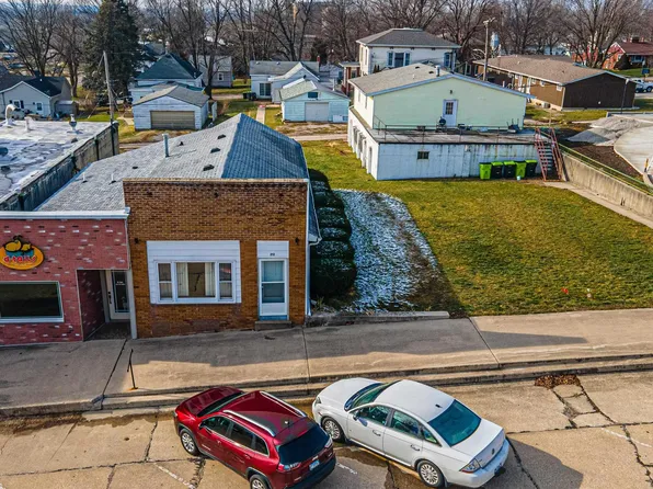 212 S Washington St, Mount Pulaski, IL 62548