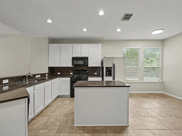 79 Chipwyck Way, The Woodlands, TX 77382