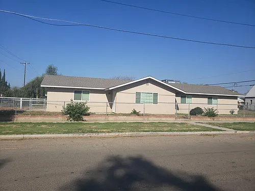 2537 S 9th St Photo 1