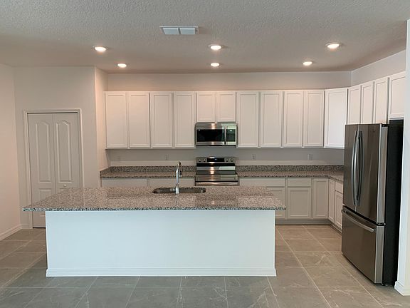 2nd image of 25 Pheasant Dr