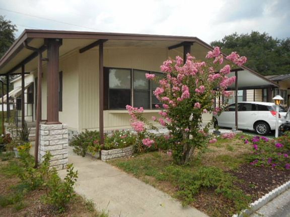 2nd image of 104 Danny Dr