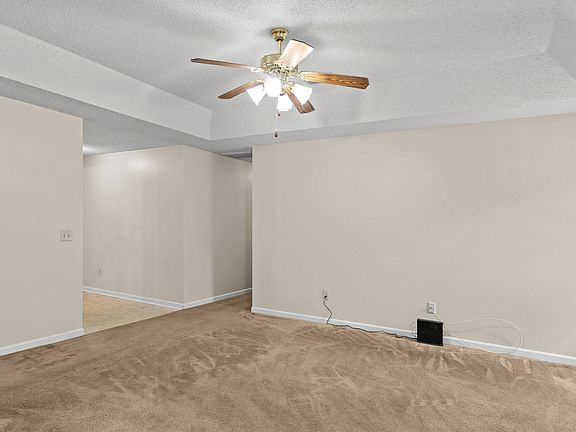 3rd image of 1010 Canton Ct