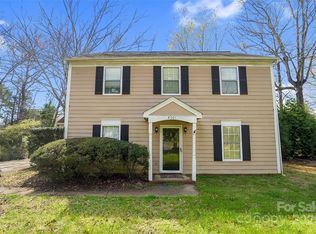 8501 Golf Ridge Dr, Charlotte, NC 28277